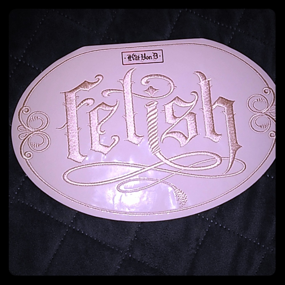 *NIB* !!  kat von D fetish highlight pallete